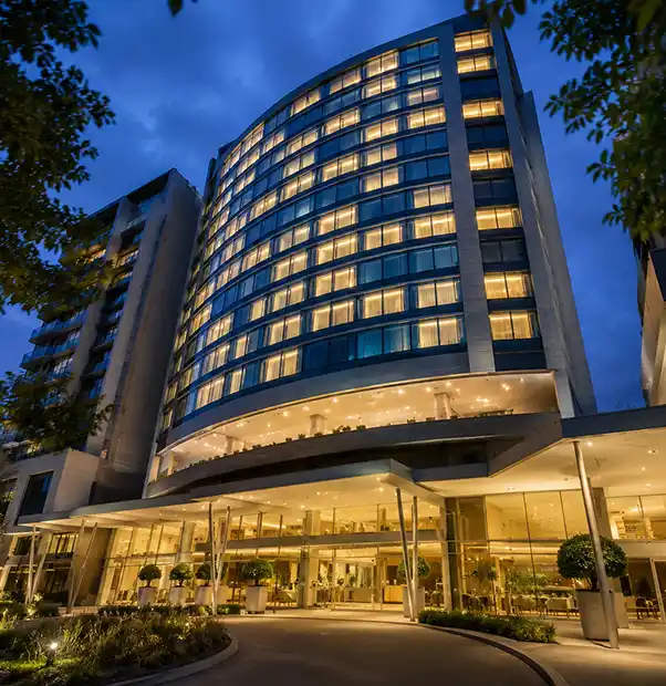 Hotel Estelar Milla de Oro  — Hotel Estelar Milla de Oro, ideal para viajeros corporativos y de placer que buscan comodidad y excelente servicio en el. Hotel en Medellín, Antioquia, Colombia