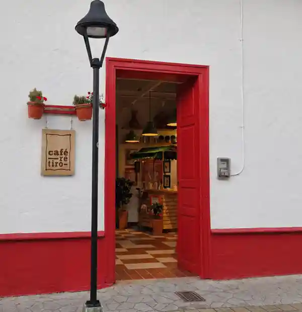 Café Retiro — Café en El Retiro que ofrece tours cafeteros a fincas tradicionales del municipio donde los visitantes conocen los proce. Restaurante en El Retiro, Antioquia, Colombia