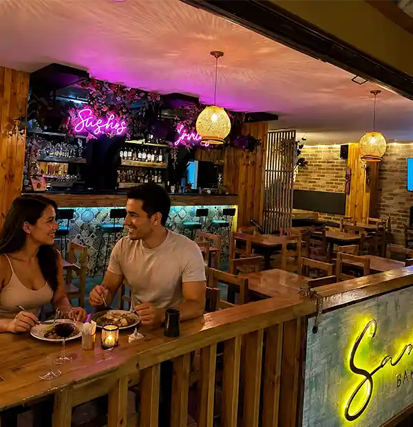 Samoa Fusión — El restaurante más singular de San Pedro de los Milagros en La Bodeguita del Medio con cocina japonesa y peruana. Gyosas. Restaurante en San Pedro de los Milagros, Antioquia, Colombia