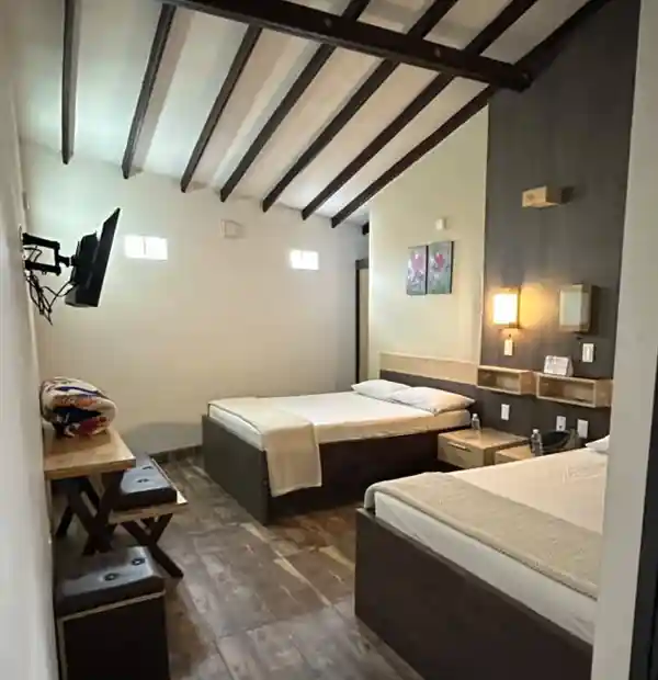 Hotel El Faro — Hotel moderno en el casco urbano de San Pedro de los Milagros con habitaciones amplias confortables y espacios comunes l. Hotel en San Pedro de los Milagros, Antioquia, Colombia