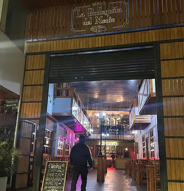 La Bodeguita del Medio — Plazoleta gastronómica en San Pedro de los Milagros donde coinciden varias propuestas: restaurante mexicano pizzería caf. Restaurante en San Pedro de los Milagros, Antioquia, Colombia